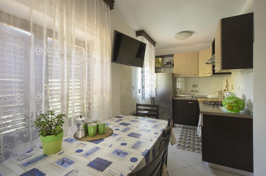 Apartments Jurisevic Умаг Екстер'єр фото